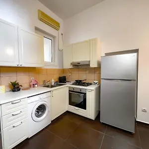Cool Flat In The Heart Of Bucharest's Fun And History Apartment